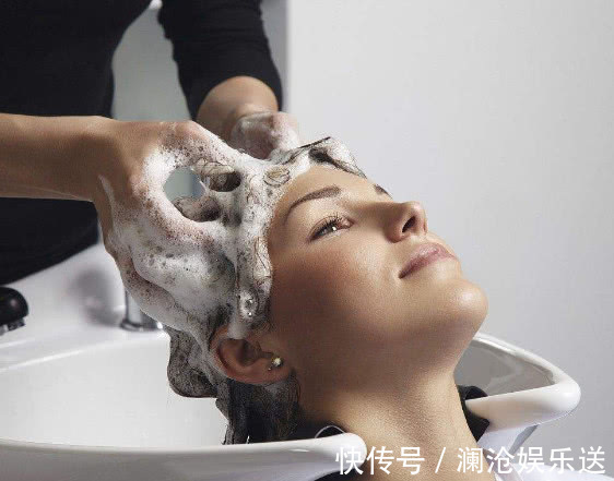 危害|早晨洗头发和晚上洗头发,哪个危害更大多久洗一次头发才最健康