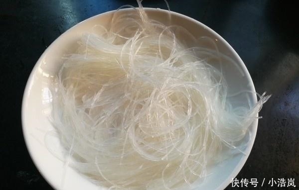 “它”补钙是牛奶的9倍，鸡蛋的17倍，简单蒸一蒸，营养打满分