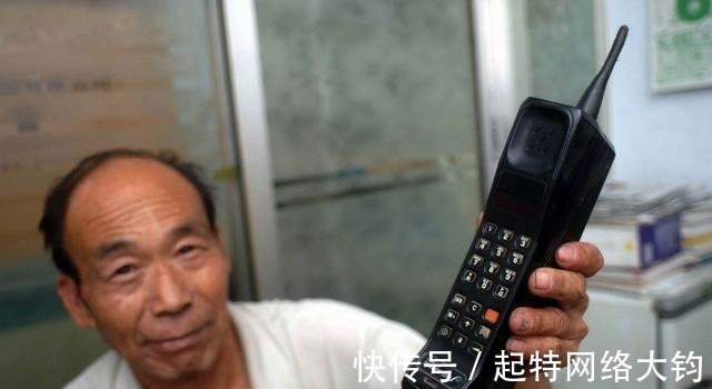 录音机|回顾 那些年代的“时髦”东西,“砖头”大哥大你可曾用过