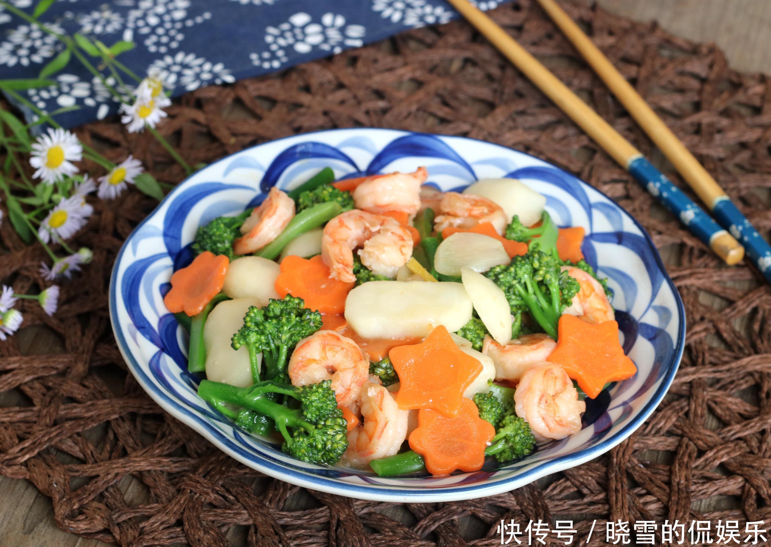 马蹄|家里有孩子建议常吃这菜，营养高脂肪低，长个不长肉，贵点也值得