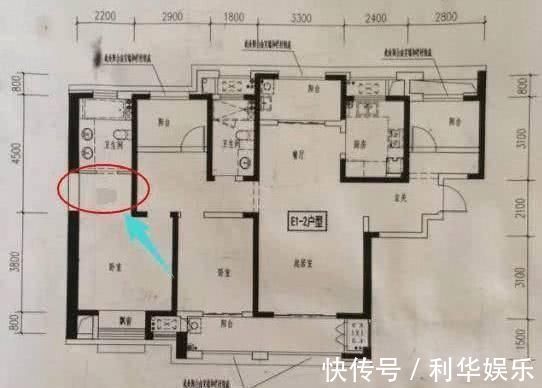 收纳|老公非要把衣帽间装在卫生间入口,我骂他脑子进水,完工后我闭嘴了