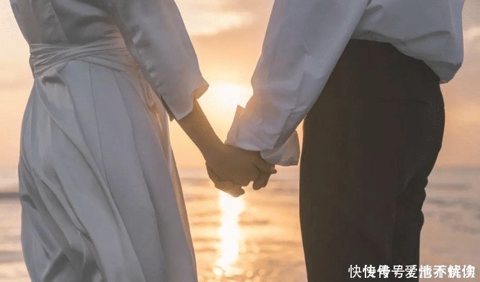 保大|产妇分娩前给医生塞了张纸条,看清内容瞬间泪目:自私女人最好命