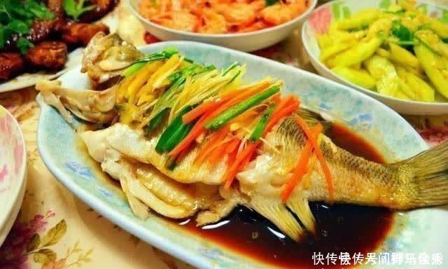 香飘满屋的几道家常菜,荤素搭配营养美味,招待客人也能撑场面