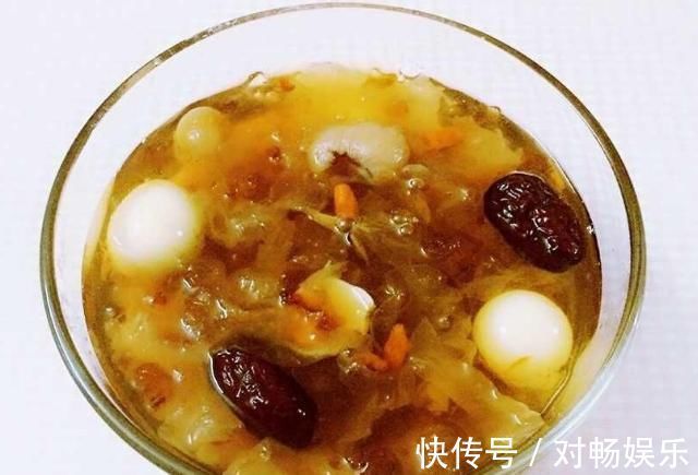 吃法|鹌鹑蛋既是食物又是中药,4种吃法,补血又抗衰老,好处多多