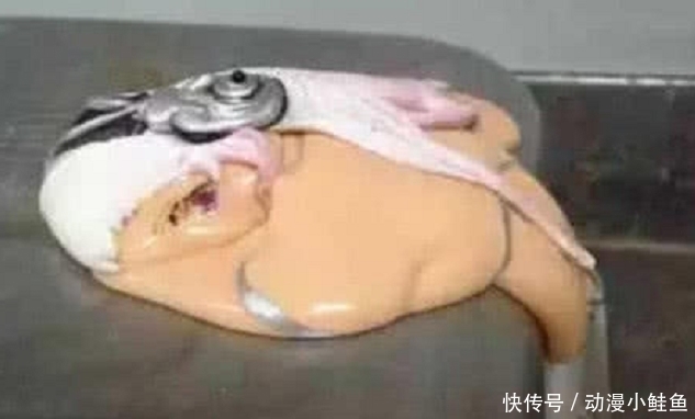 泡面|肥宅用索尼子坐式手办压泡面,回来后崩溃大哭,网友:这汤更入味!