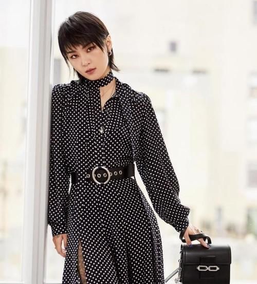 膨胀感|女人过了40岁,尽量避开这3种发型,尤其是第二种,显老又土气