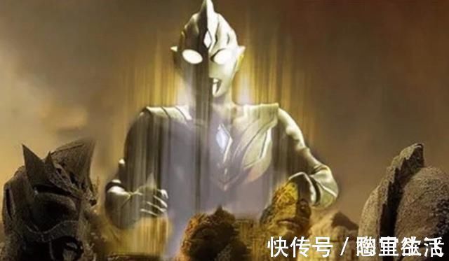 特利迦|特利迦奥特曼:越看越不像迪迦了,胸肌为何如此浮夸!