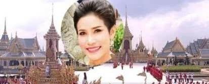 龙船节&泰王2年前偏爱诗妮娜,龙船节给她安排位子,如今与苏提达比不了