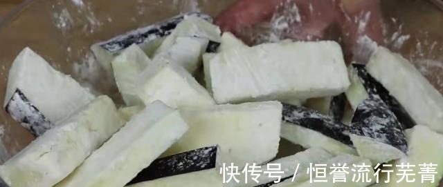 茄子加豆角学会这样做,给肉都不换,营养下饭又解馋,上桌就扫光!