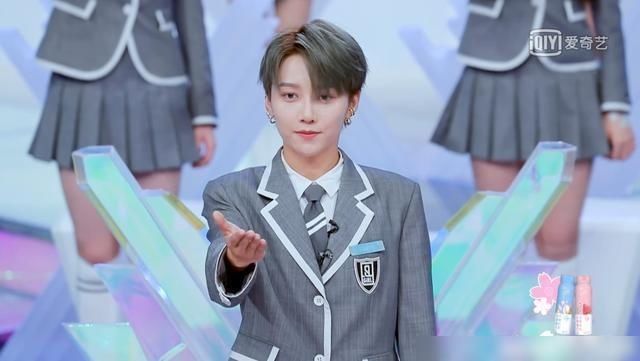 青你2总决赛了,这个宿舍却稳如泰山,前九出道位就占了三个