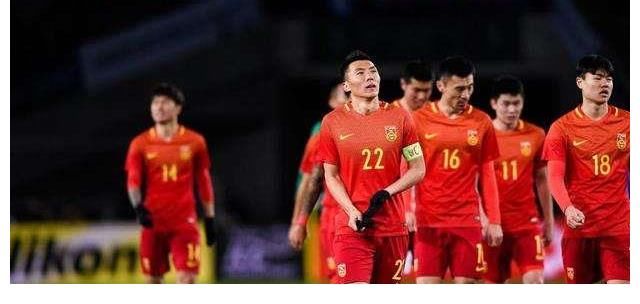 职业联赛|中国足协终于出手了，男足全员付出惨痛代价，中超最严限薪令来了