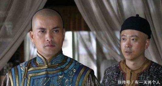 洗脚|丫鬟给少爷洗脚,少爷看了一眼她的脚:嫁俺,她生一子家喻户晓