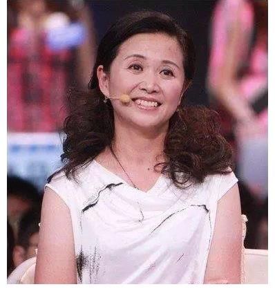 孟非乐嘉后台大打出手?黄菡离开《非诚勿扰》的原因曝光