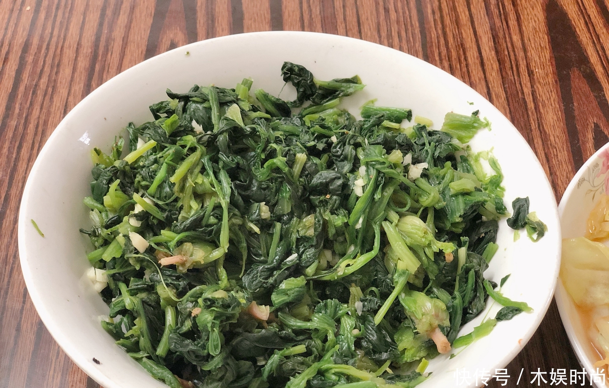 初三,大鱼大肉吃多了油腻,公婆做的这8道菜清爽舒坦,晒圈火了