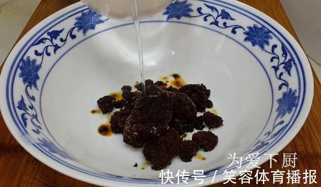 大饼|这零食的做法太好吃了，冰箱里一放，比薯片还好吃，一口一个真香