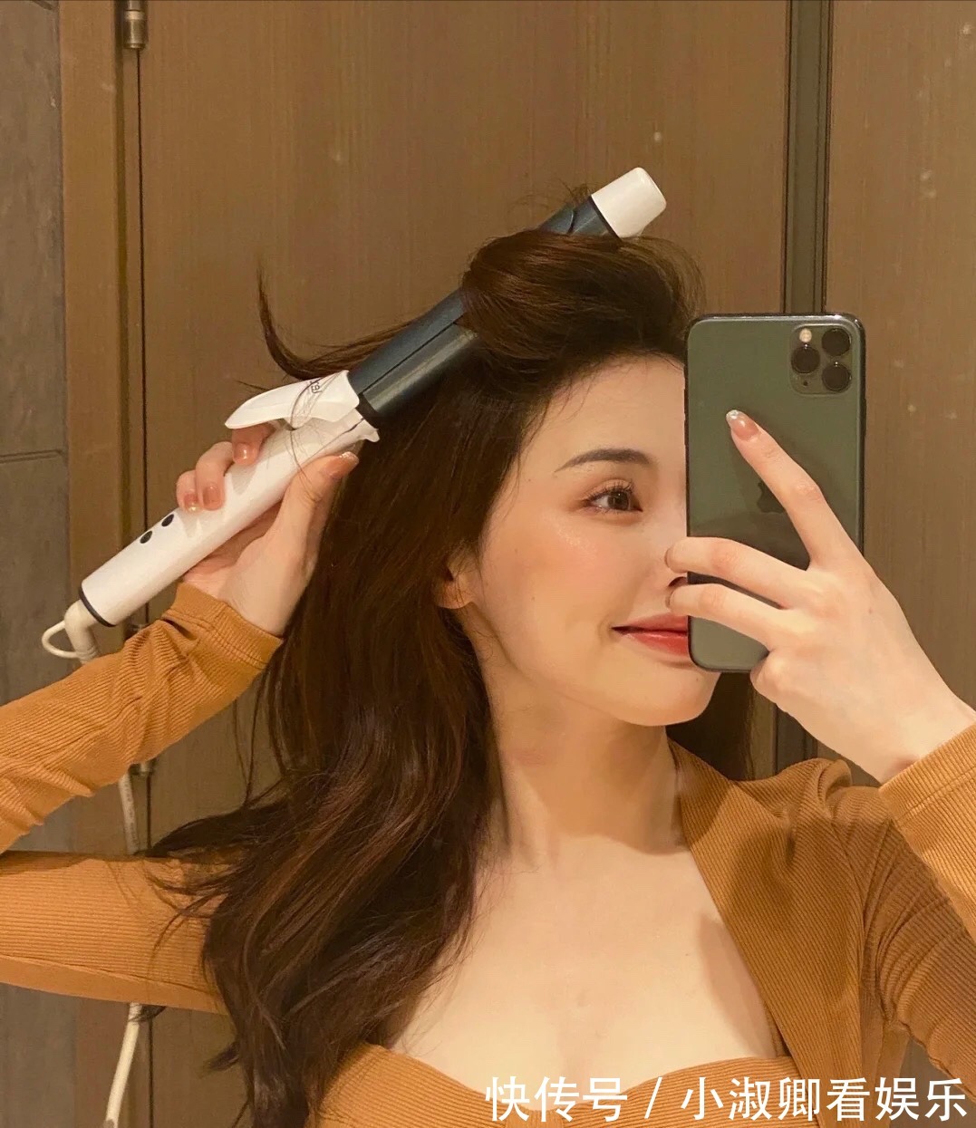 卷发棒 烫发和卷发棒卷发,哪种更伤头发?