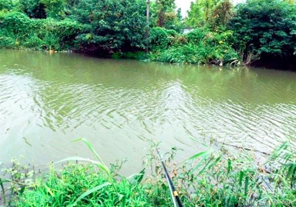 冬天想要钓到大鱼,你得学会这4个老钓手传下来的钓鱼技巧!