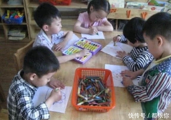 妈妈|幼儿园布置作业,要求画妈妈睡觉,看到第3个图,老师都哭笑不得