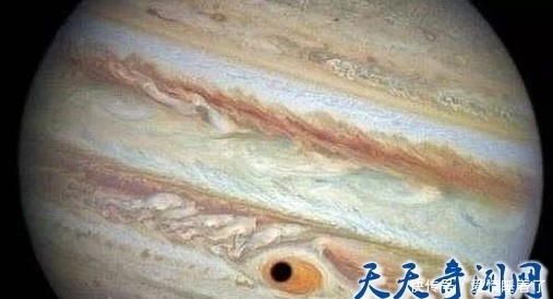 从地球上看木星好吓人 木星为什么那么恐怖