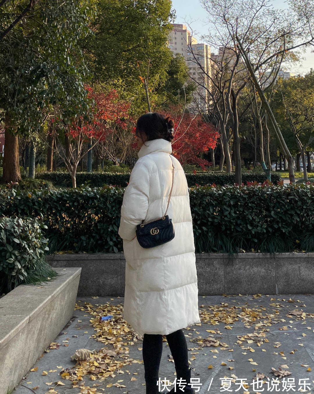 非主流 紧身牛仔裤可不是什么非主流单品，冬天穿它出门，遮肉显瘦又显高