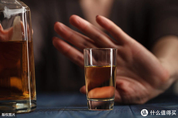 健身|酒精对健身和健康有怎样的影响？健身后就只能滴酒不沾吗？