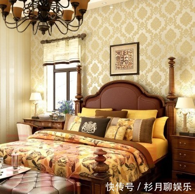 客厅|今后再买房，客厅坚决不贴瓷砖，连踢脚线也要拆，瞧下图，太先进