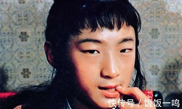 赵姨娘$贾宝玉差点被打死,是贾环告密,为何王夫人不理论?她在忌惮谁?