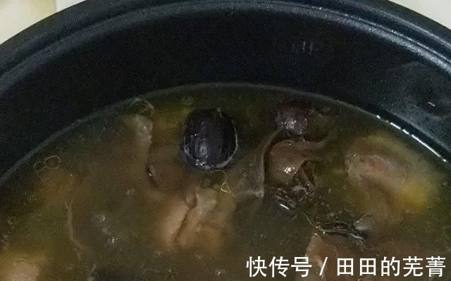 湿气|夏季药膳木棉白茅根炖猪骨！