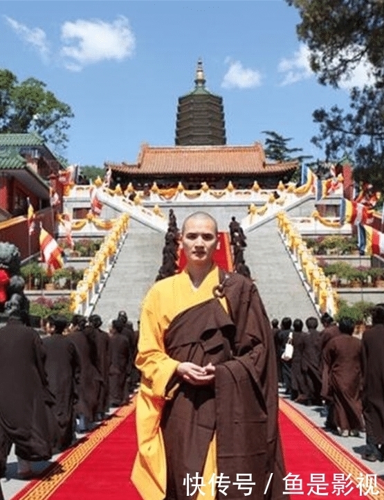 中国80后“最帅”和尚,曾拒绝富家女的追求,走红后现状如何?