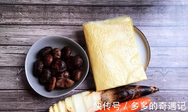 酱鸭块|比大鱼大肉都好吃的素鸭，食材简单，味道独特，拒绝不了的美味！