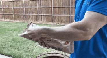 还成|肯德基出了块“重口味”的木头!售价上百还成爆款,美国人都抢疯