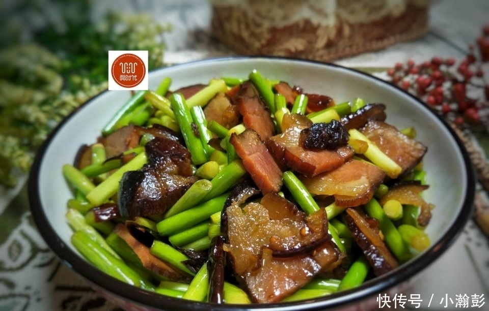 蒜薹|饭店最火的家常菜,10块钱不到,两三下就炒好,家人吃过都说好