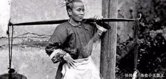 清朝|清朝真实老照片清末出宫的太监，最后一张是贝勒爷出巡！