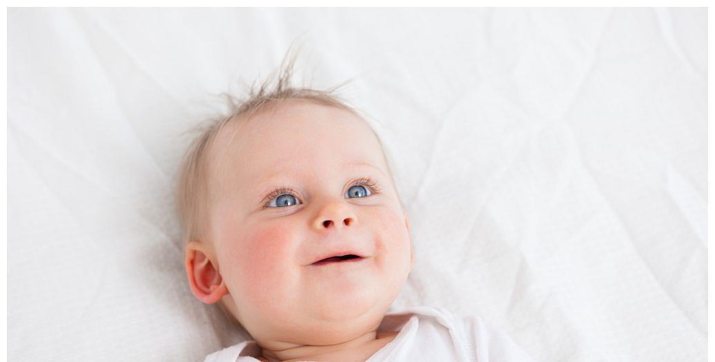 醒来|四招解决:宝宝吐奶、吃奶打挺、睡不安稳哼哼唧唧