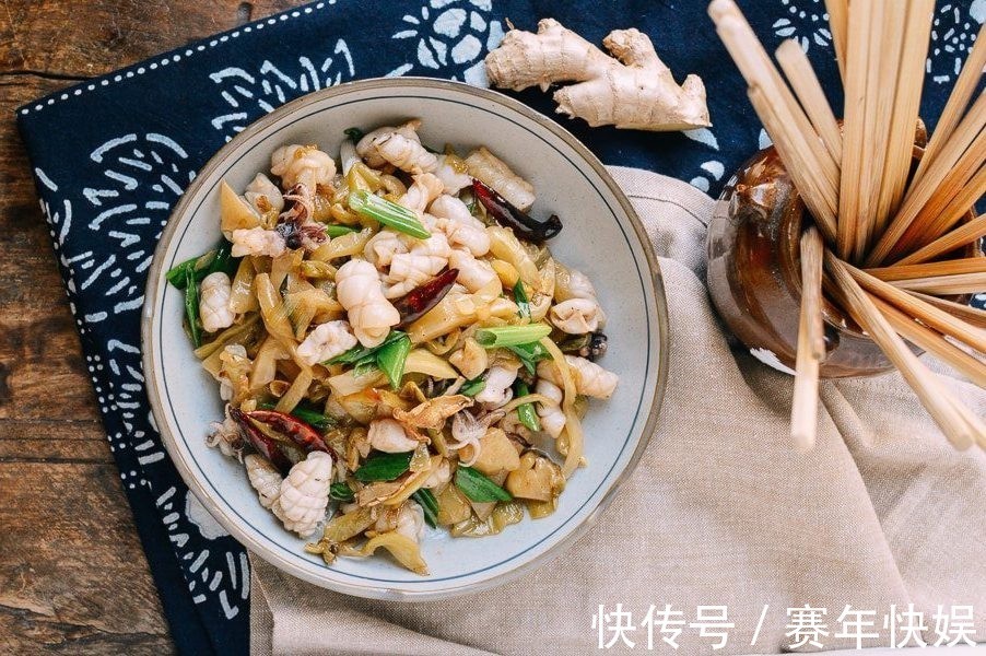 高蛋白|粤式酸菜鱿鱼,低脂肪,高蛋白,香辣下饭真好吃