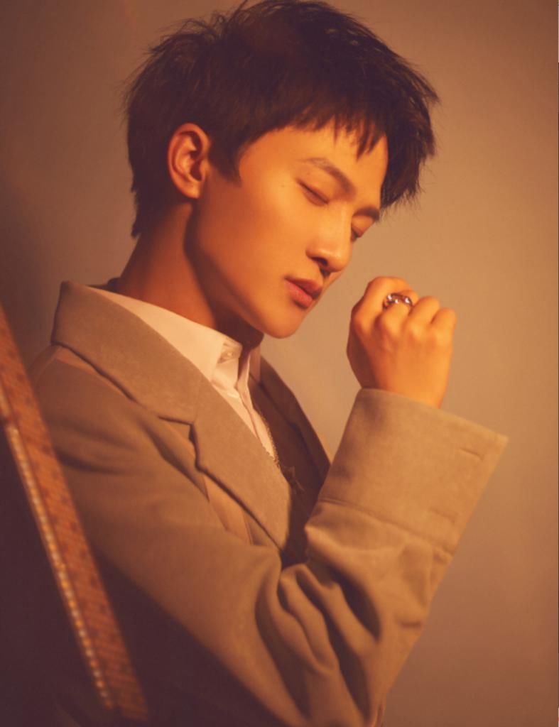 央视跨年阵容:周深凤凰传奇确认参加,看到最后两个:爷青回