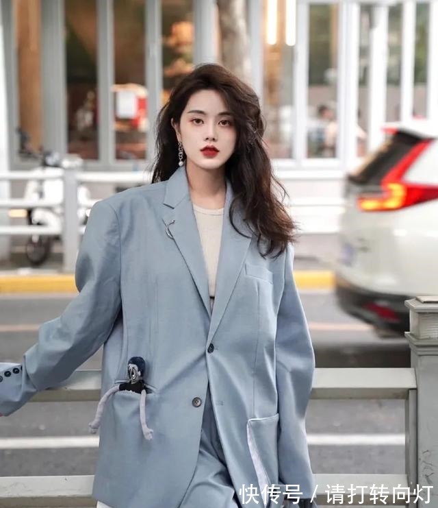 爸爸裤 别再穿阔腿裤了!今年流行这3条裤子,显瘦又高级