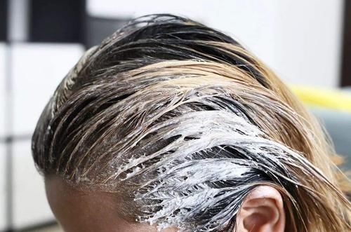 黑芝麻|有白头发最好不要染，常吃这几样食物，或可以改善白发