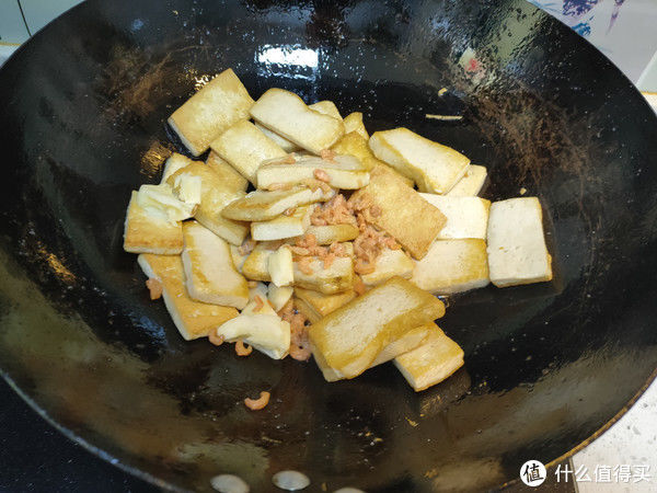 豆腐和这菜是绝配，入秋后要常吃，汤鲜味美营养高，不懂吃就亏了