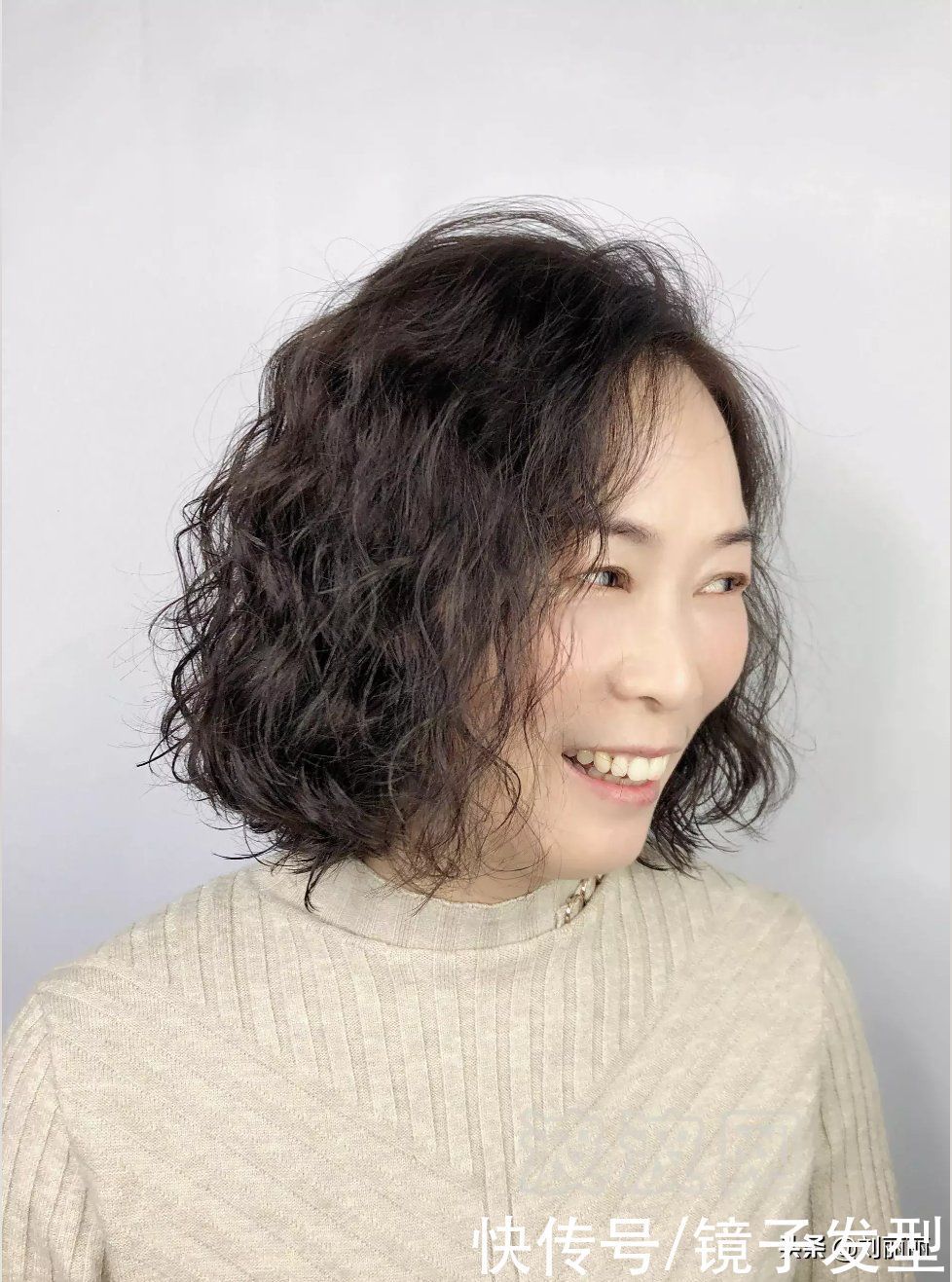 满头|春节发型无论怎么剪,也要试试这10几款,修颜蓬松显气质