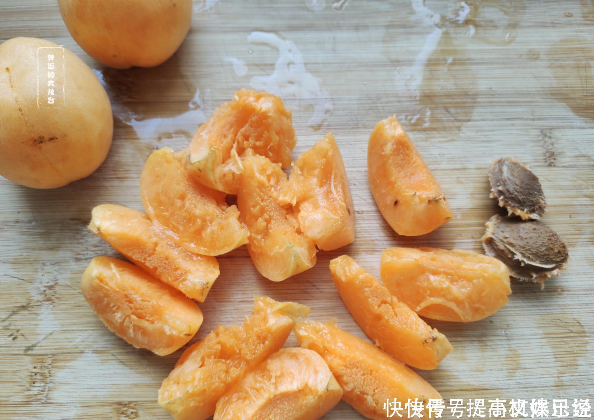 女人要常吃碱性食物，这水果正当季，夏天常吃，冬天告别手脚冰凉