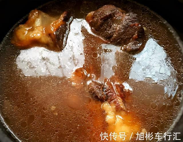 香料|卤牛肉时，做好4个步骤，牛肉不柴不腥，不比外面卖的卤牛肉差