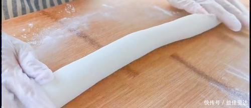 汤圆不要水煮了,教你新吃法,比水煮简单,比油炸香,上桌抢着