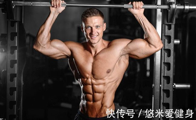 肌群|最容易被忽视的“核心肌群”,做好4个动作,快速增强核心力量