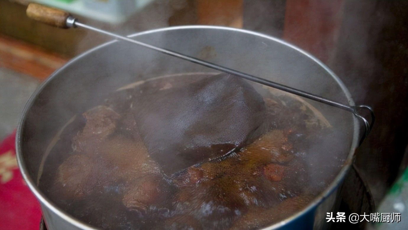 5000元卤肉配方免费分享，颜色红亮、酥烂鲜香，学会了可以摆摊了