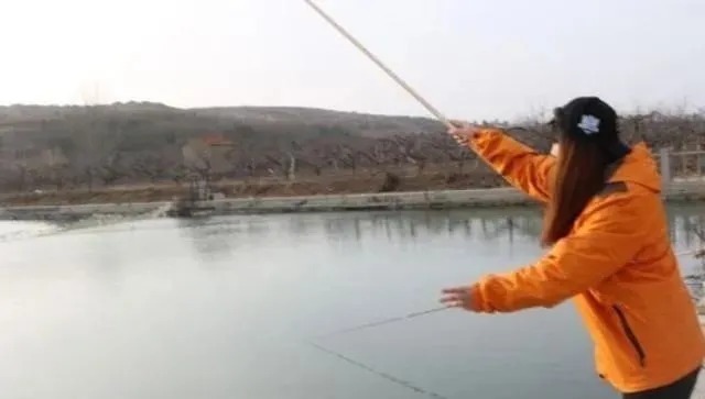冬钓鲫鱼,只记“四个字”,钓1小时比一天多