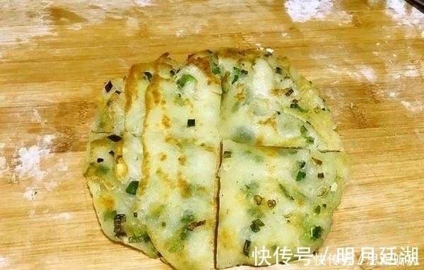 面饼|这才是烙饼正确的做法！只需多加“2步”，比买的饼还暄软层儿多