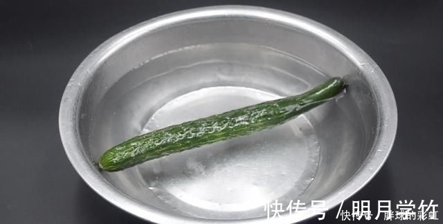 黄瓜|原来黄瓜不用放冰箱教你一个小妙招,放半个月都新鲜,涨知识了