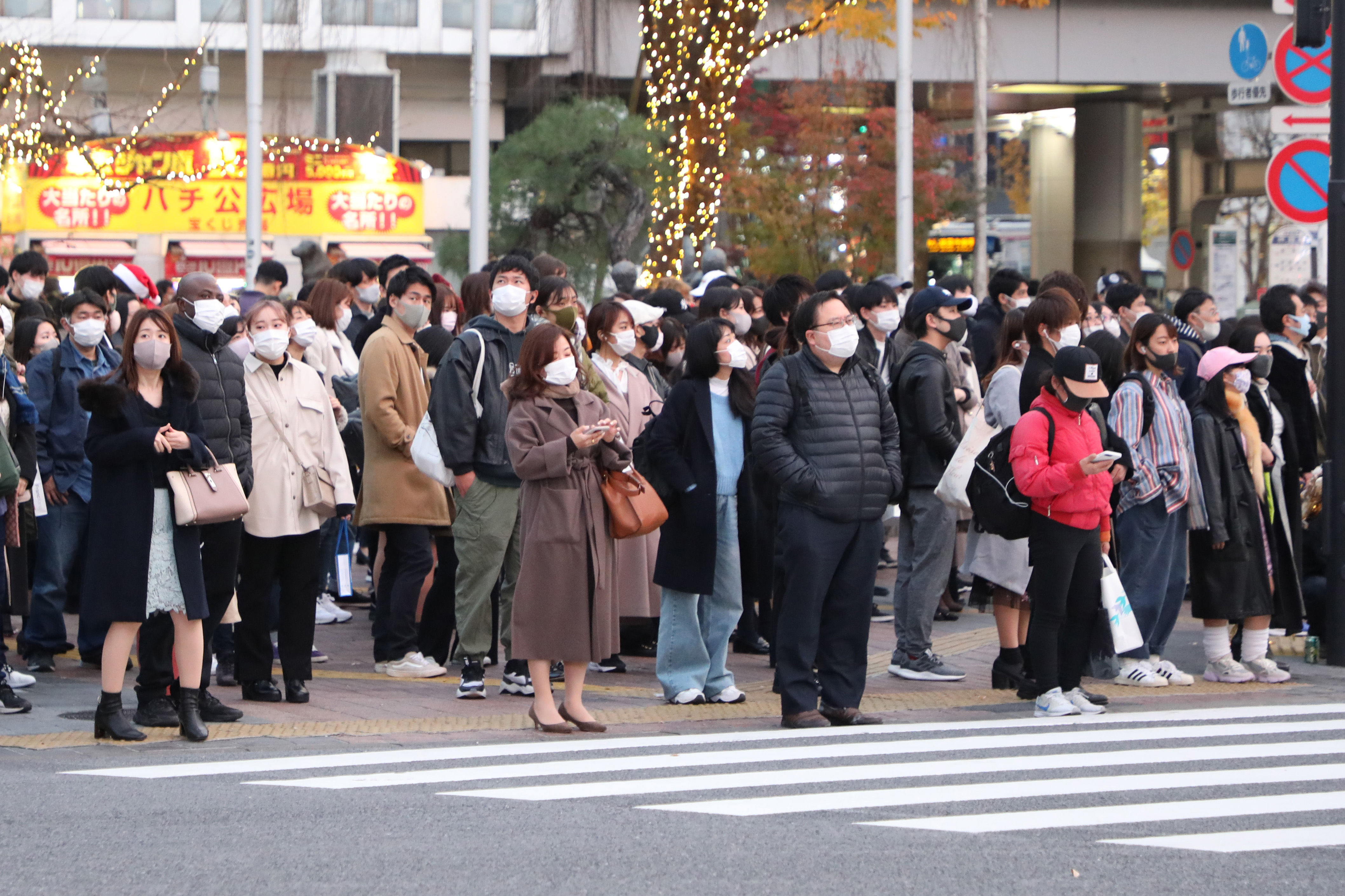  单日|日本单日新增确诊病例首次超3000例