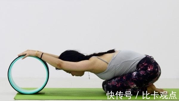 柔韧度|对女性来说,瑜伽和跑步哪一种运动对身体更好?该如何选择?